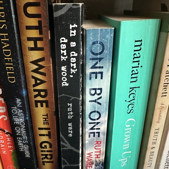 BOOKS! 3 for $12 Dozens of Titles - Picture 10 of 14